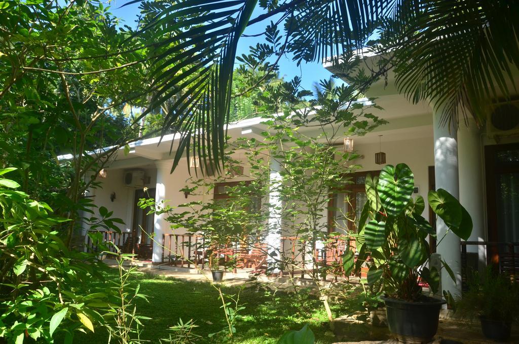 Heavens Holiday Resort Tennekumbura Buitenkant foto
